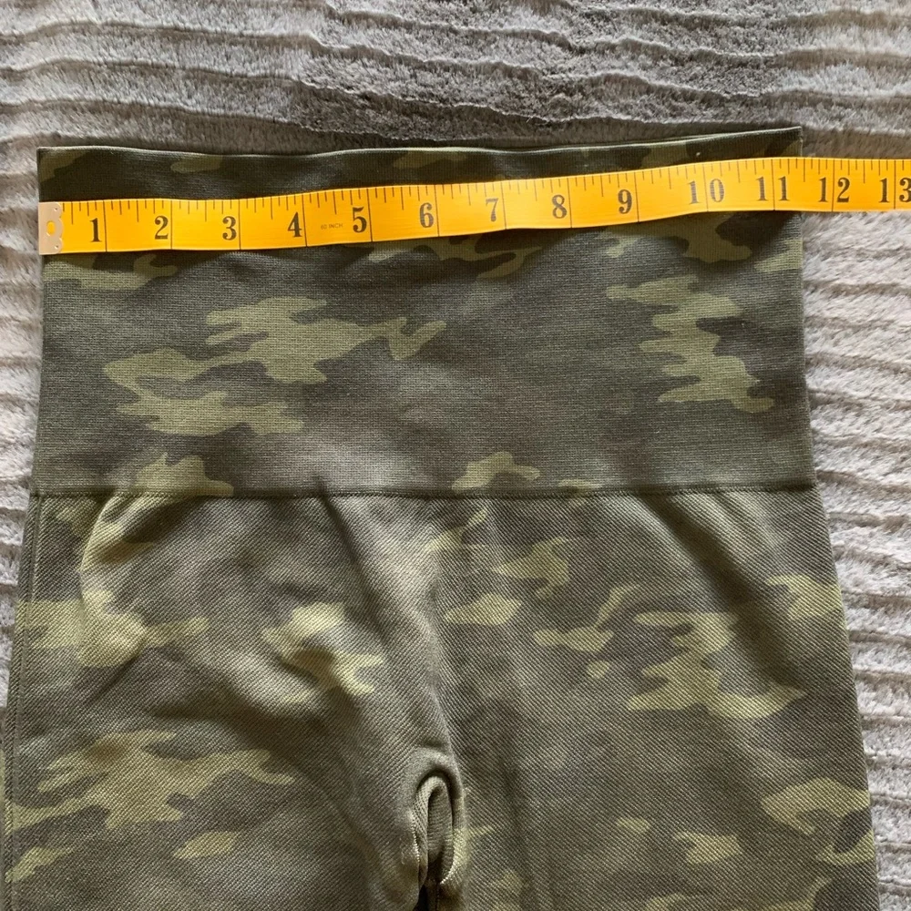 Spanx Look at me Now Leggings Size S